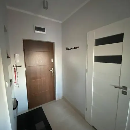 Doskonala Lokalizacja Varsovia
